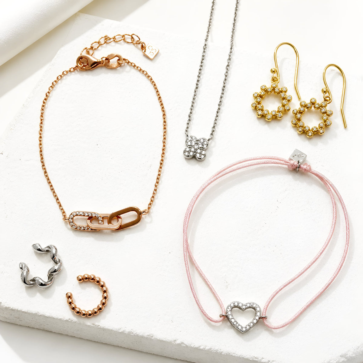 Schmuck pflegen & Glanz erhalten – Pflegetipps für Silber & vergoldeten Schmuck