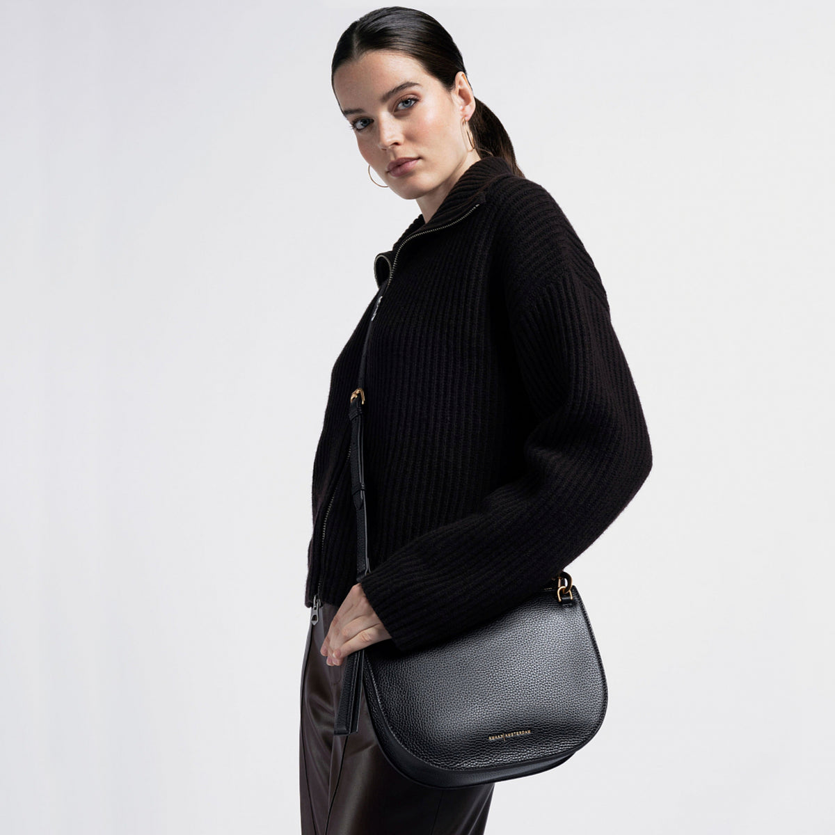 Handtasche Silke Smaak Amsterdam getragen | Sucre Fine Jewelry