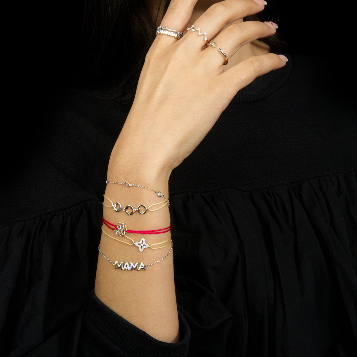 Armkette Mama Roségold vergoldet am Handgelenk getragen | Sucre Fine Jewelry