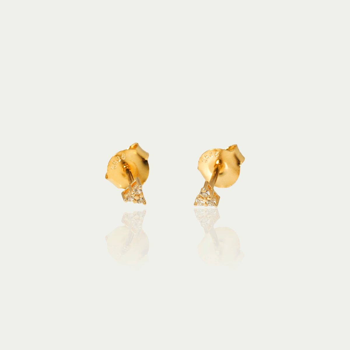 Ohrstecker Shiny Triangle – 925 Sterling Silber 18K Gelbgold vergoldet | Sucre Fine Jewelry