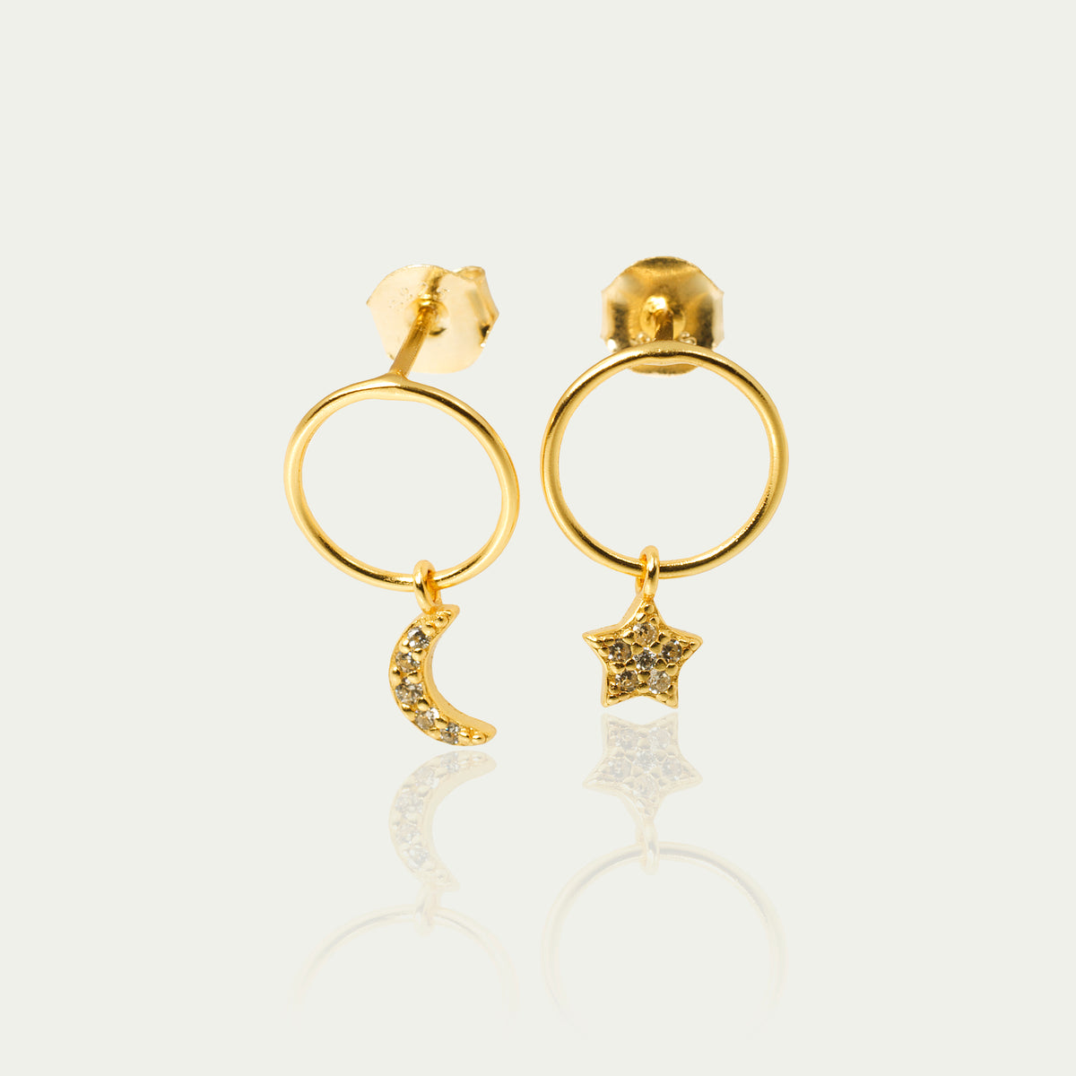 Ohrstecker Mond und Stern – 925 Sterling Silber 18K Gelbgold vergoldet | Sucre Fine Jewelry