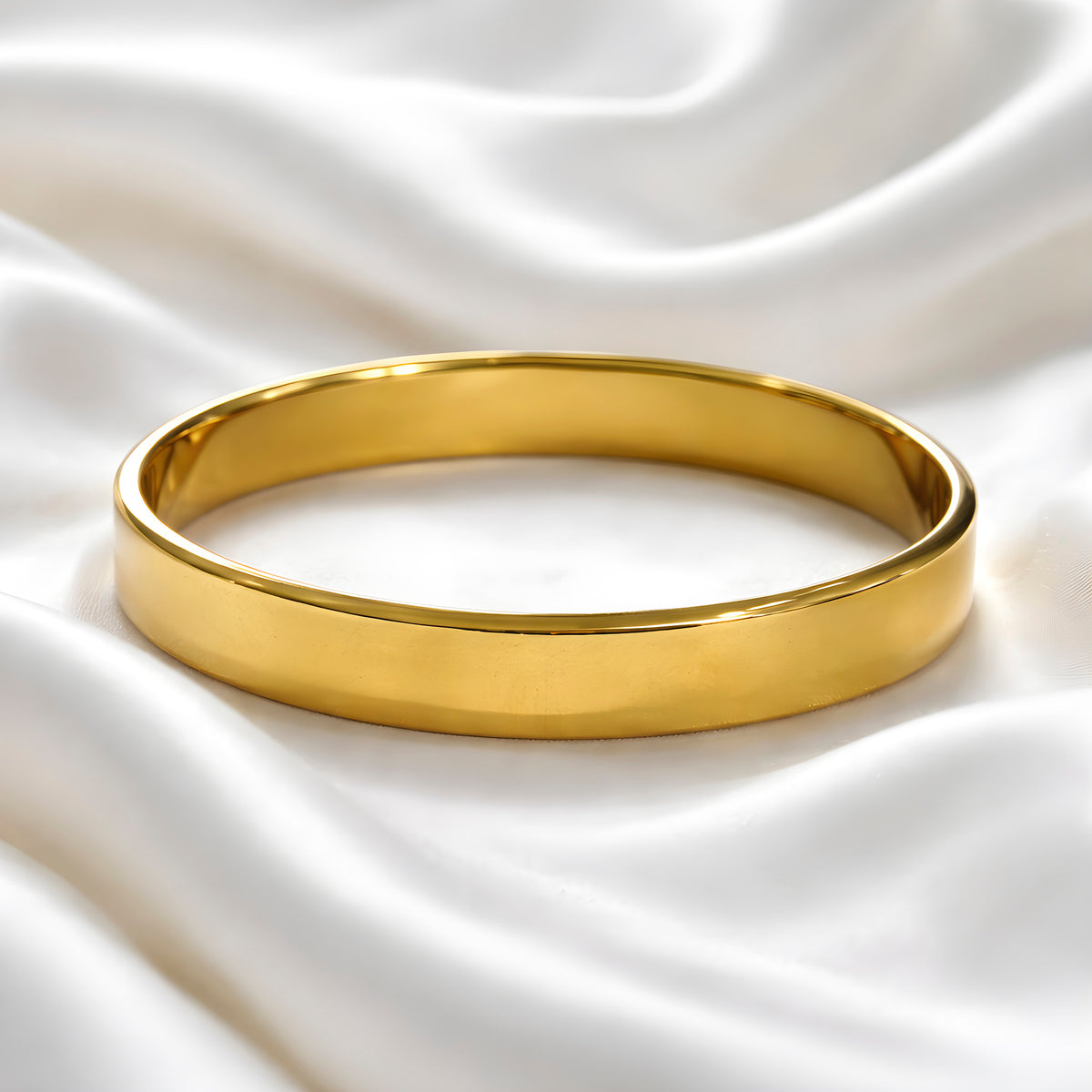 Klassisch-Zeitloser Armreif 8mm – Edelstahl vergoldet Gelbgold | Sucre Fine Jewelry