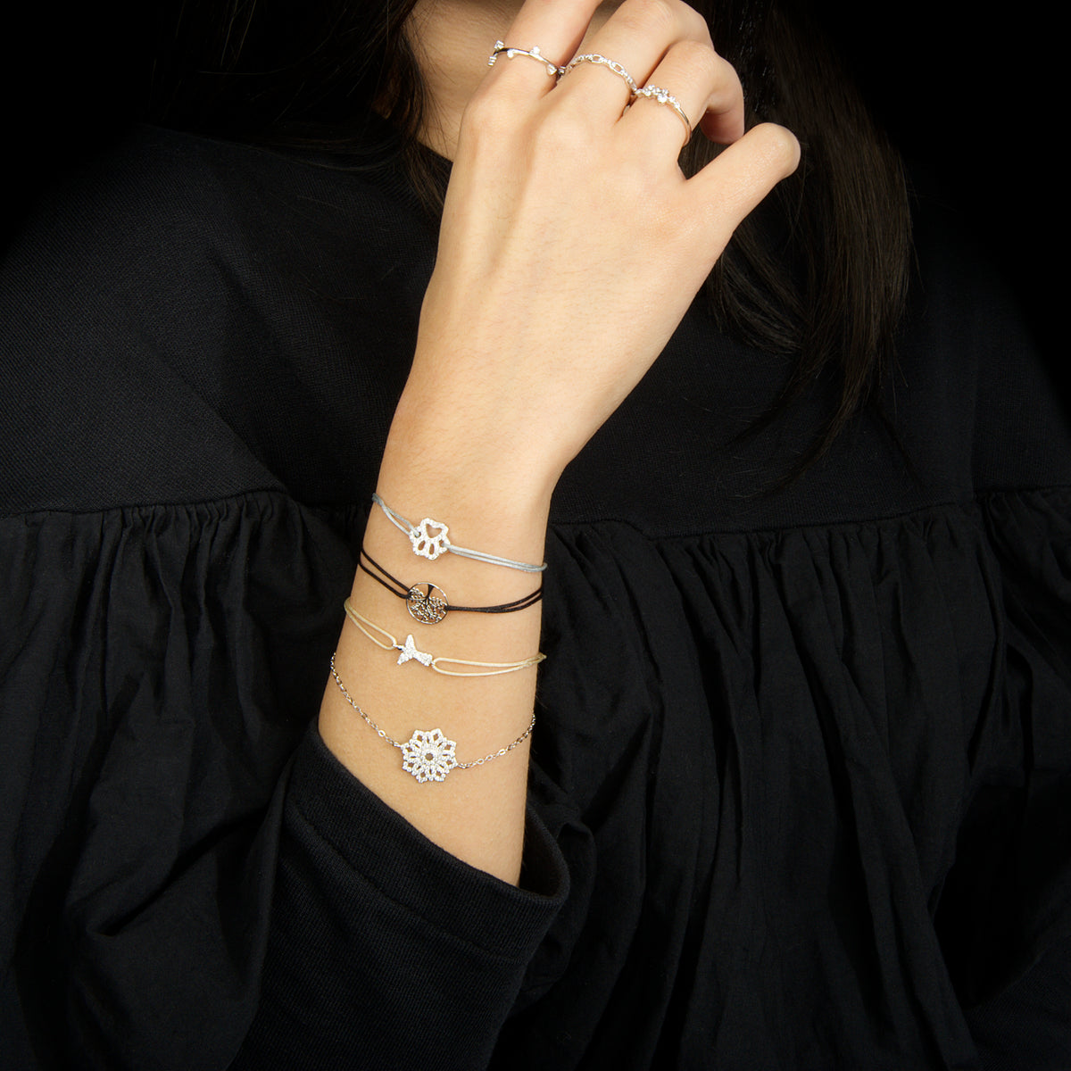 Ring Stones Sterling Silber getragen | Sucre Fine Jewelry