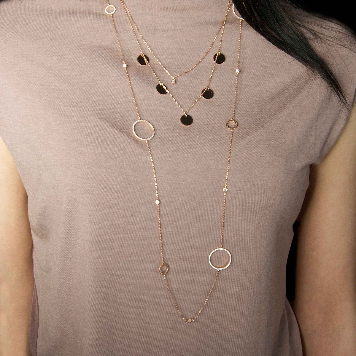 Halskette Circles Sterling Silber getragen | Sucre Fine Jewelry