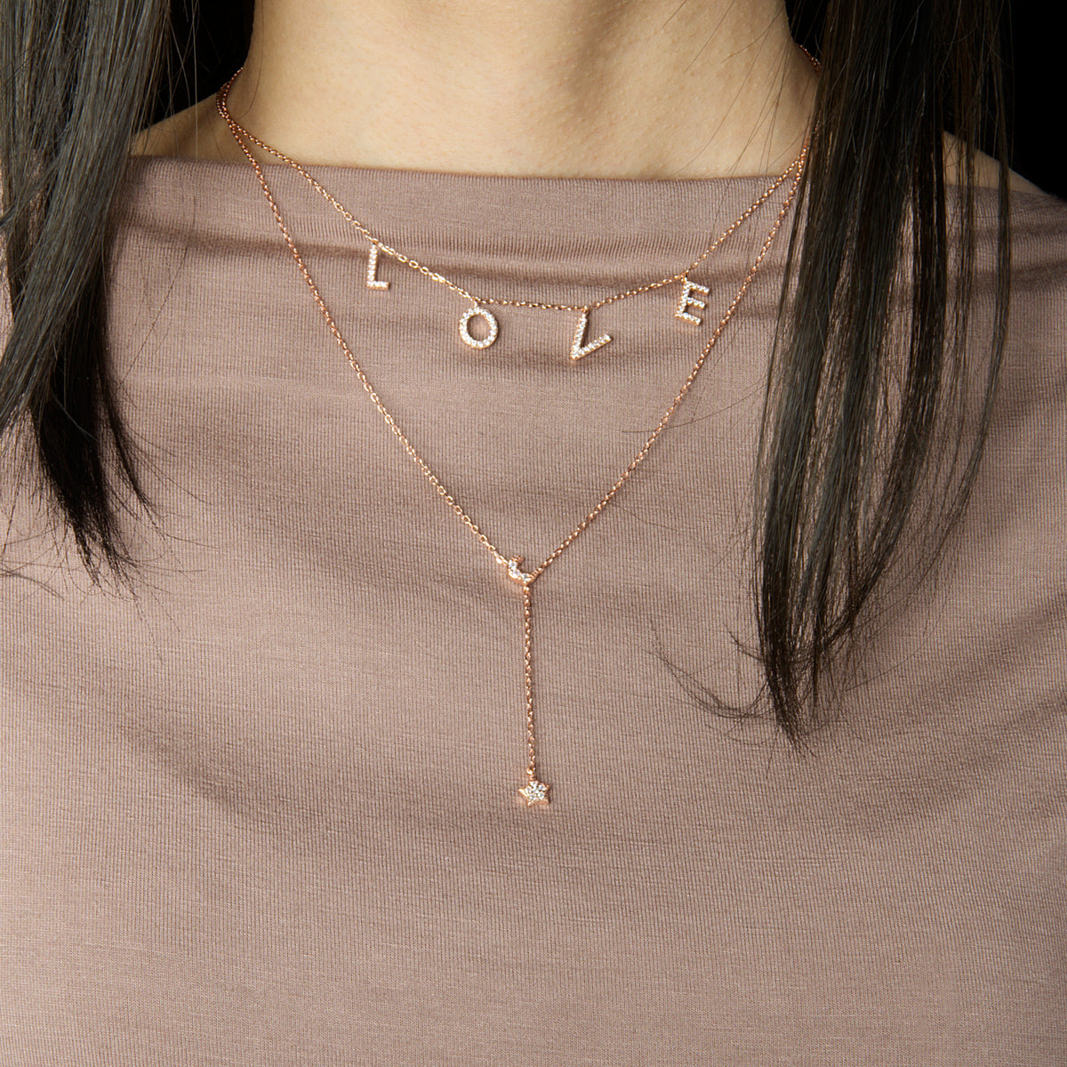 Halskette Love Gelbgold vergoldet getragen | Sucre Fine Jewelry