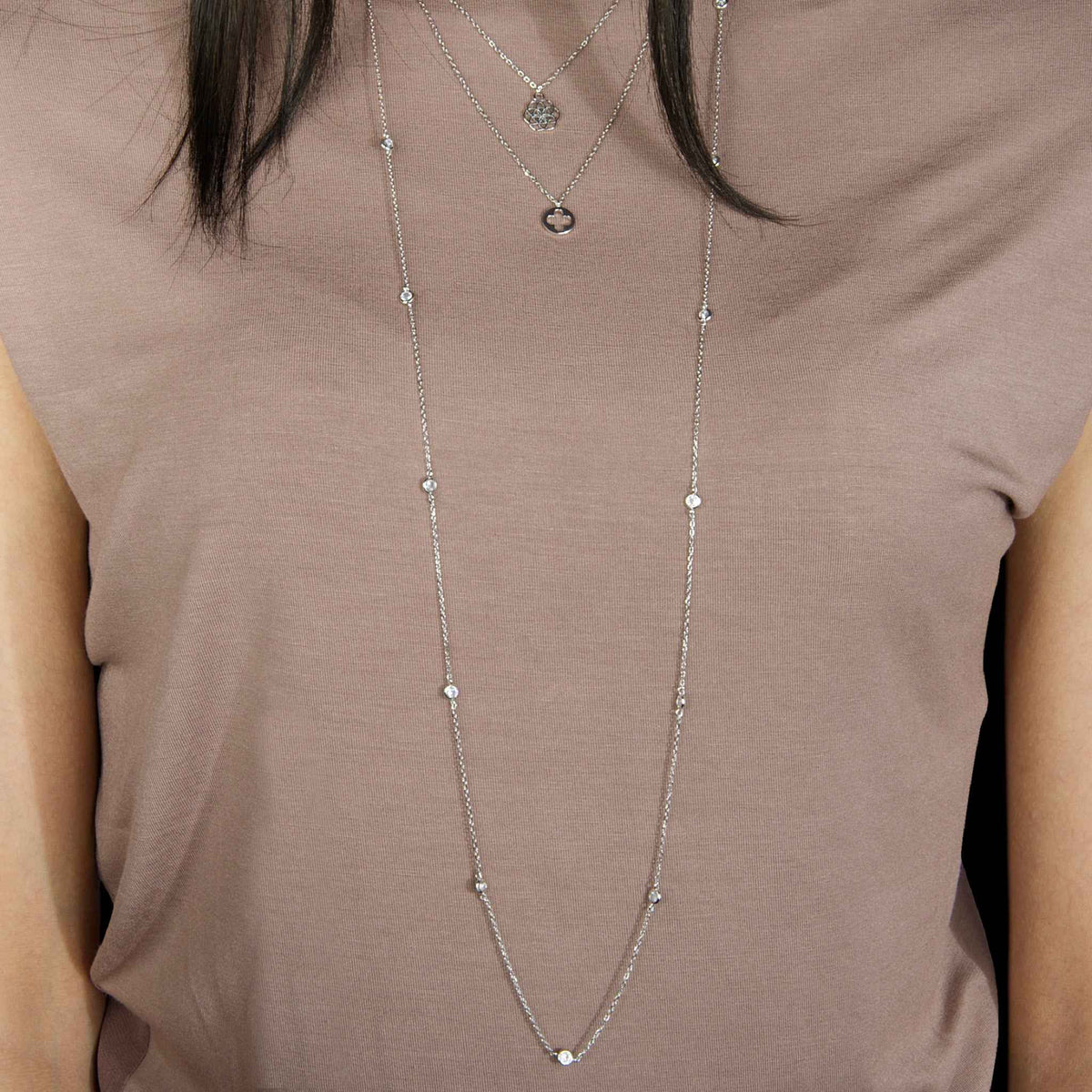Halskette Lebensblume Roségold vergoldet getragen | Sucre Fine Jewelry