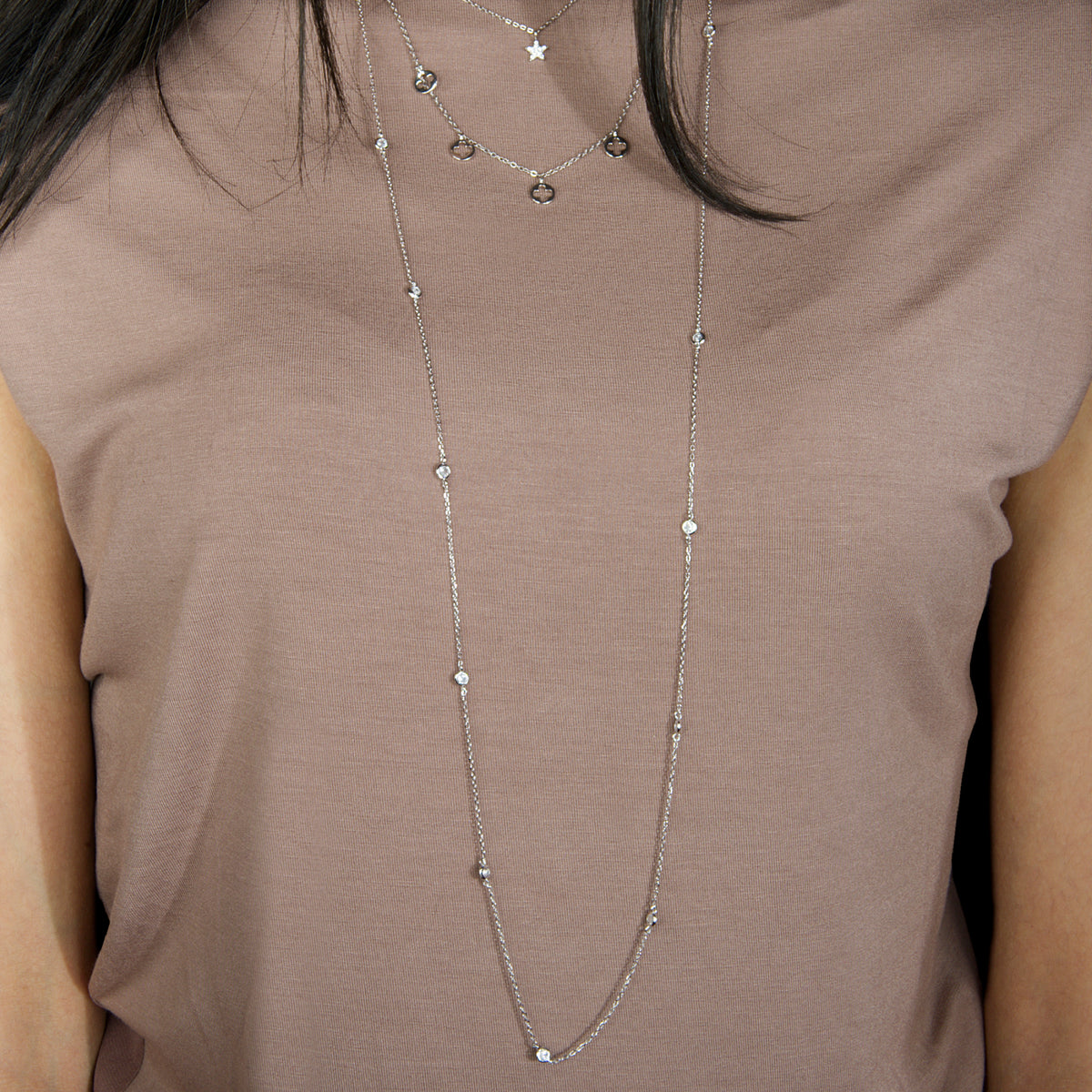 Halskette Mini Star Gelbgold vergoldet getragen | Sucre Fine Jewelry
