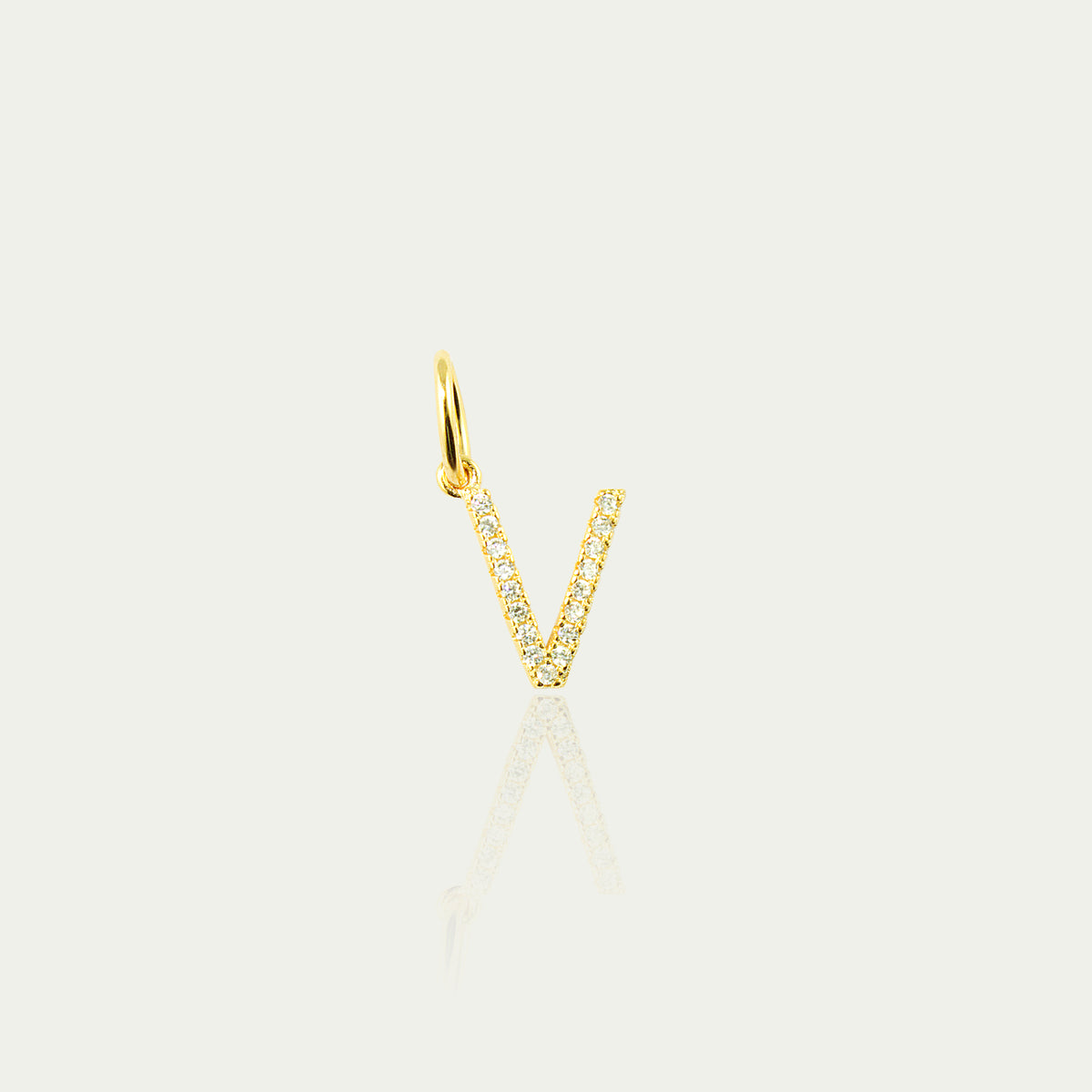 Buchstabe V Anhänger mit Zirkonia – 925 Sterling Silber 18K Gelbgold vergoldet | Sucre Fine Jewelry