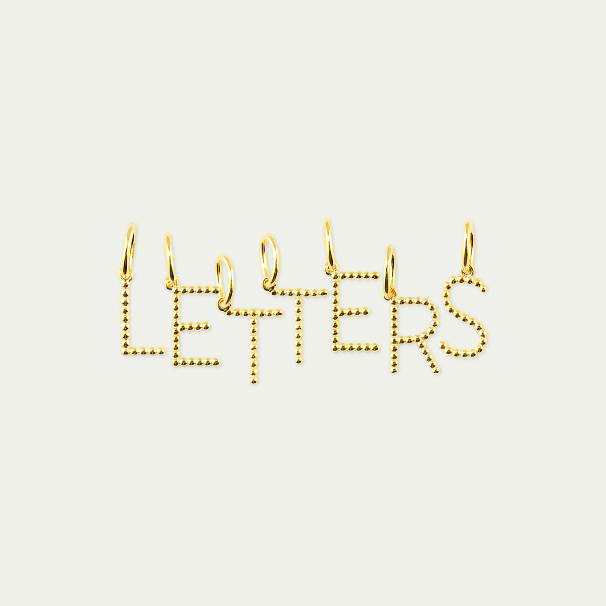 Buchstaben Anhänger mit kleinen Kugeln – 925 Sterling Silber 18K Gelbgold vergoldet | Sucre Fine Jewelry