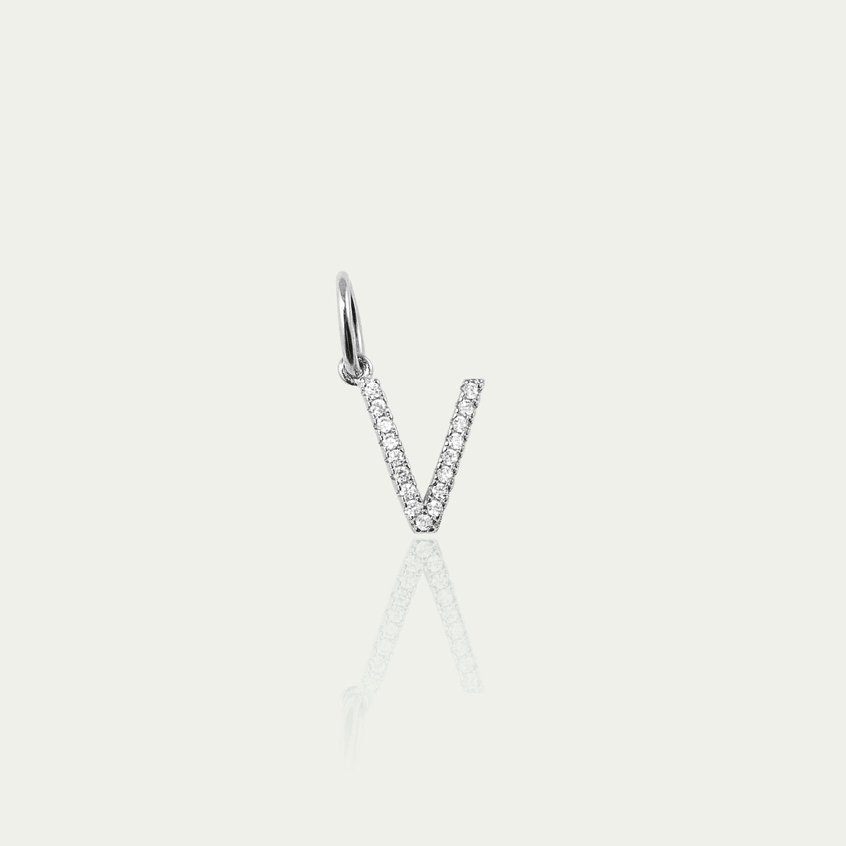 Buchstabe V Anhänger mit Zirkonia – 925 Sterling Silber | Sucre Fine Jewelry