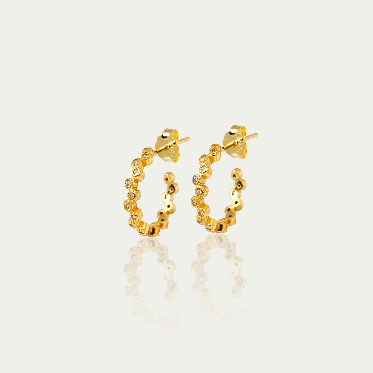 Creole Sparkling klein  – 925 Sterling Silber 18K Gelbgold vergoldet, 1,5 cm Durchmesser | Sucre Fine Jewelry