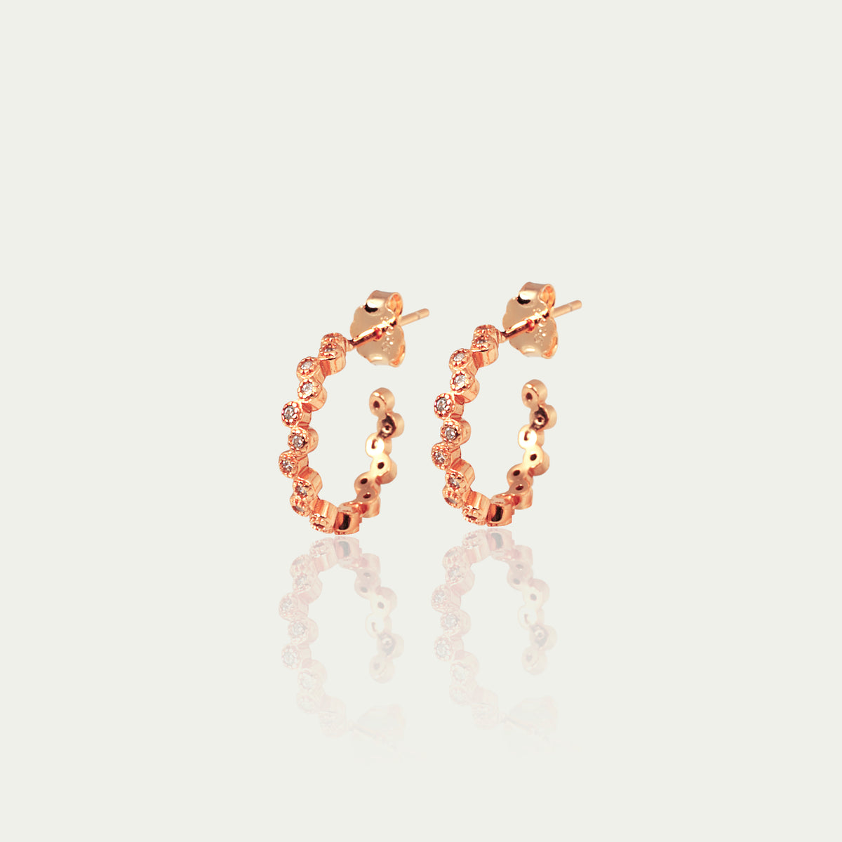 Creole Sparkling klein – 925 Sterling Silber 18K Roségold vergoldet, 1,5 cm Durchmesser | Sucre Fine Jewelry