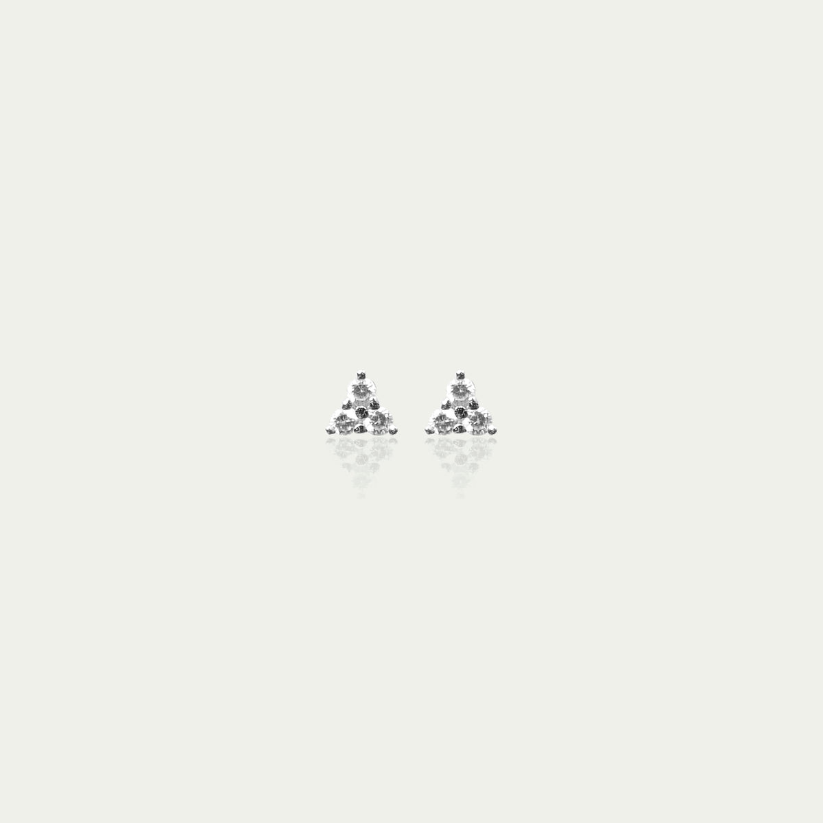 Ohrstecker Shiny Triangle mit Zirkonia – 925 Sterling Silber | Sucre Fine Jewelry